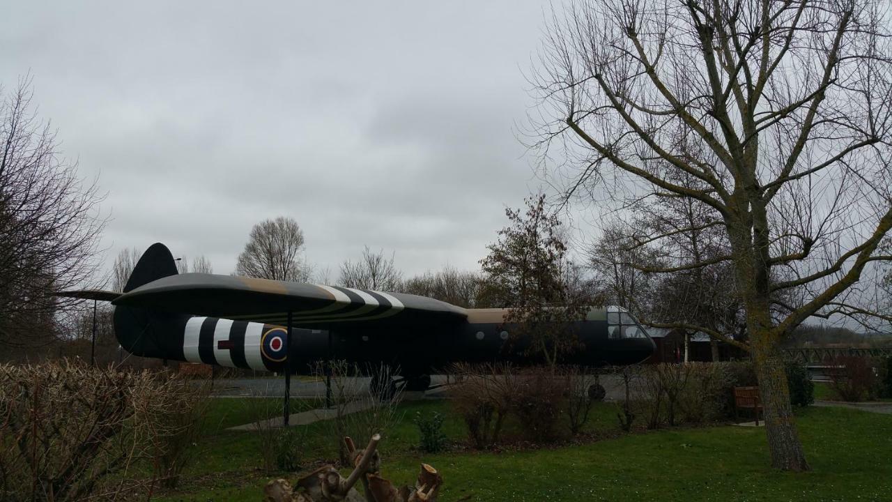 Cottage Sword Beach Hermanville-sur-Mer المظهر الخارجي الصورة